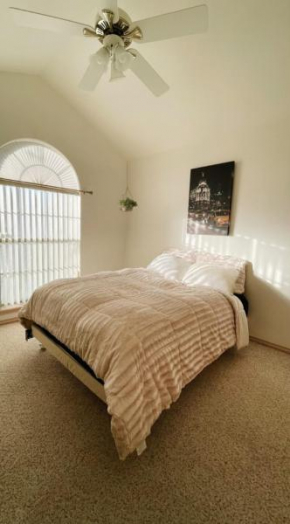 Cozy Queen Bed + Amenities and Parking Included